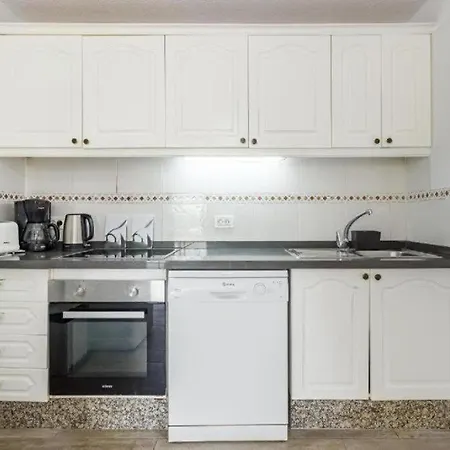 Sea View At Santa Maria דירה