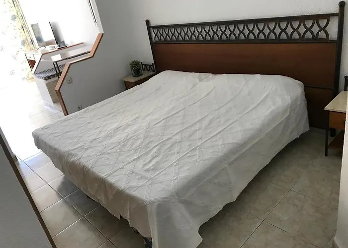 Sea View At Santa Maria דירה