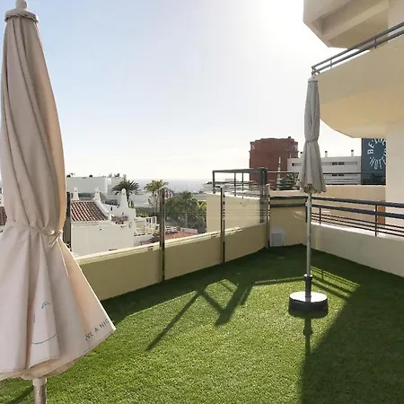 Apartment Sea View At Santa Maria 3*