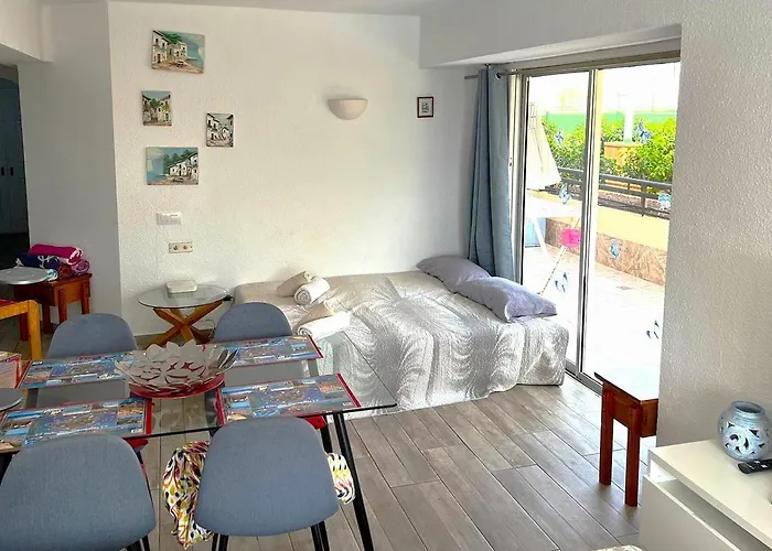 Sea View At Santa Maria Apartment 3*