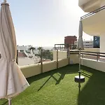 Apartment Sea View At Santa Maria 3*